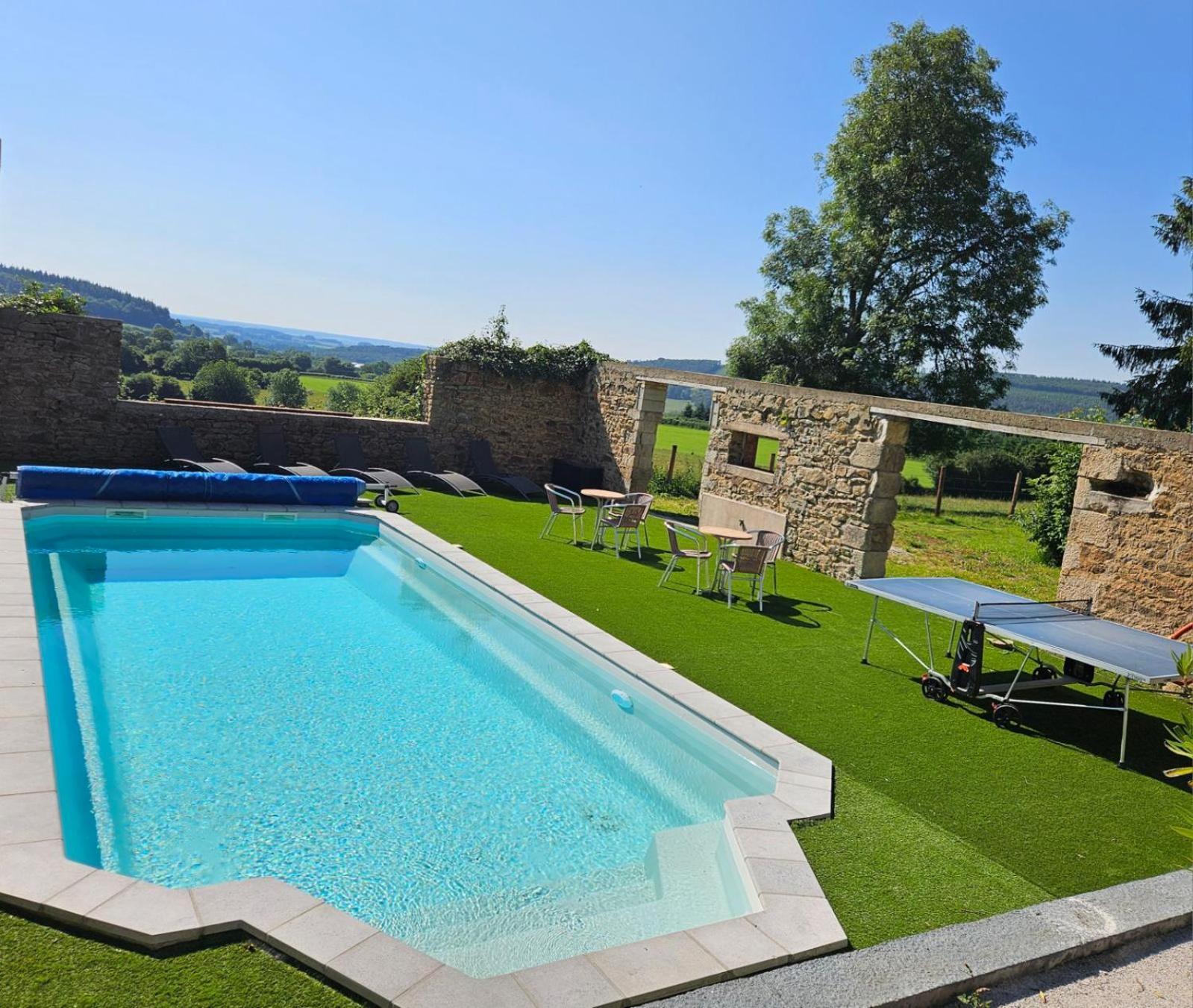 Au Fer A Cheval Hotel Gandelain Bagian luar foto