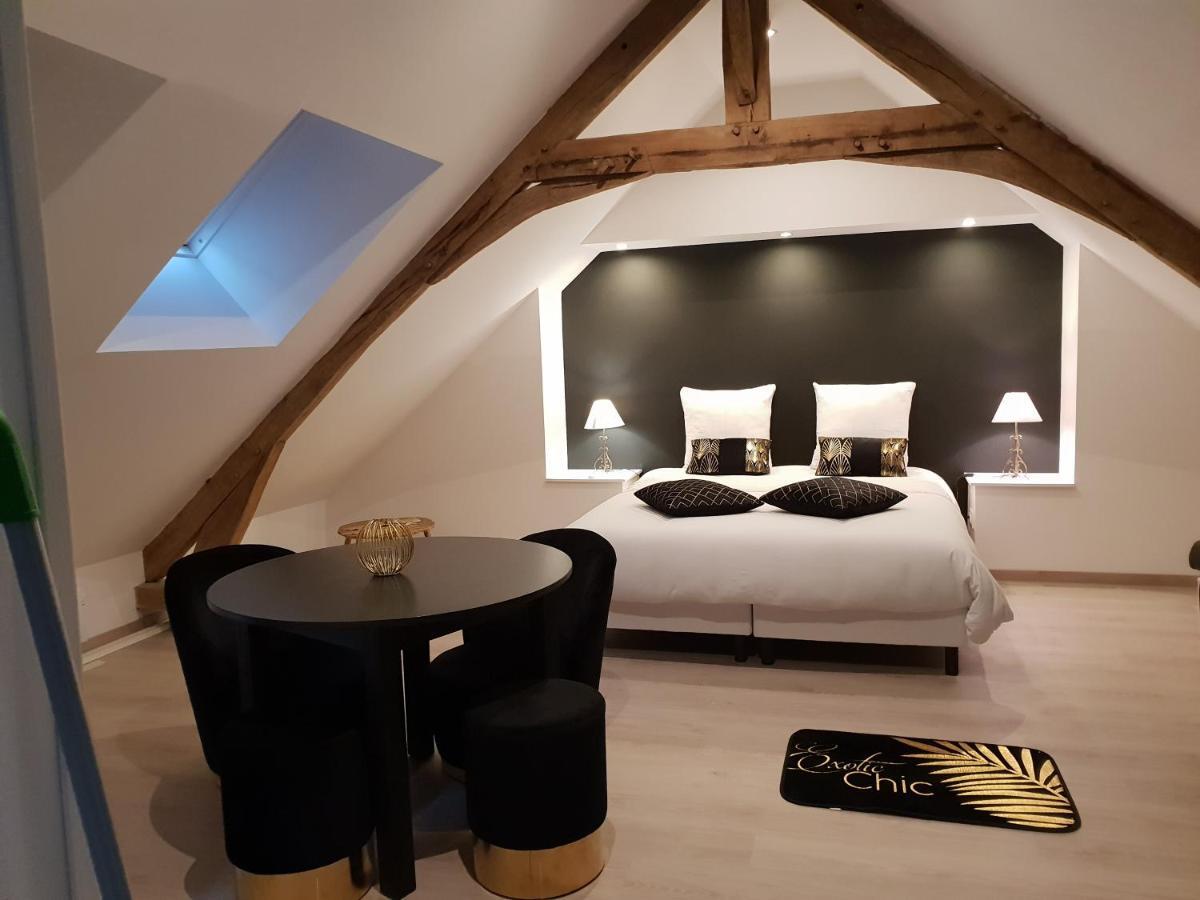Au Fer A Cheval Hotel Gandelain Bagian luar foto